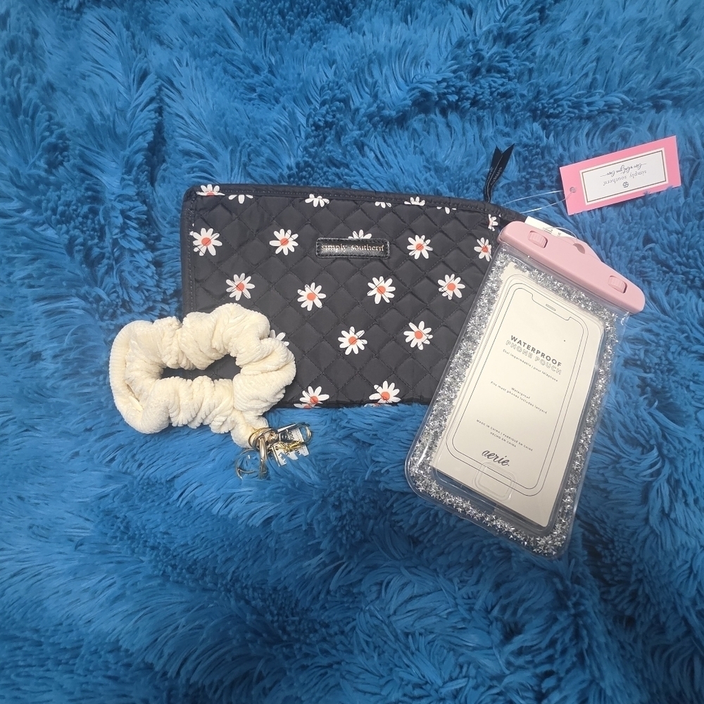 Simply Southern Cosmic Bag, Key Fob Wristlet, & Aerie Waterproof Phone Case NWT
